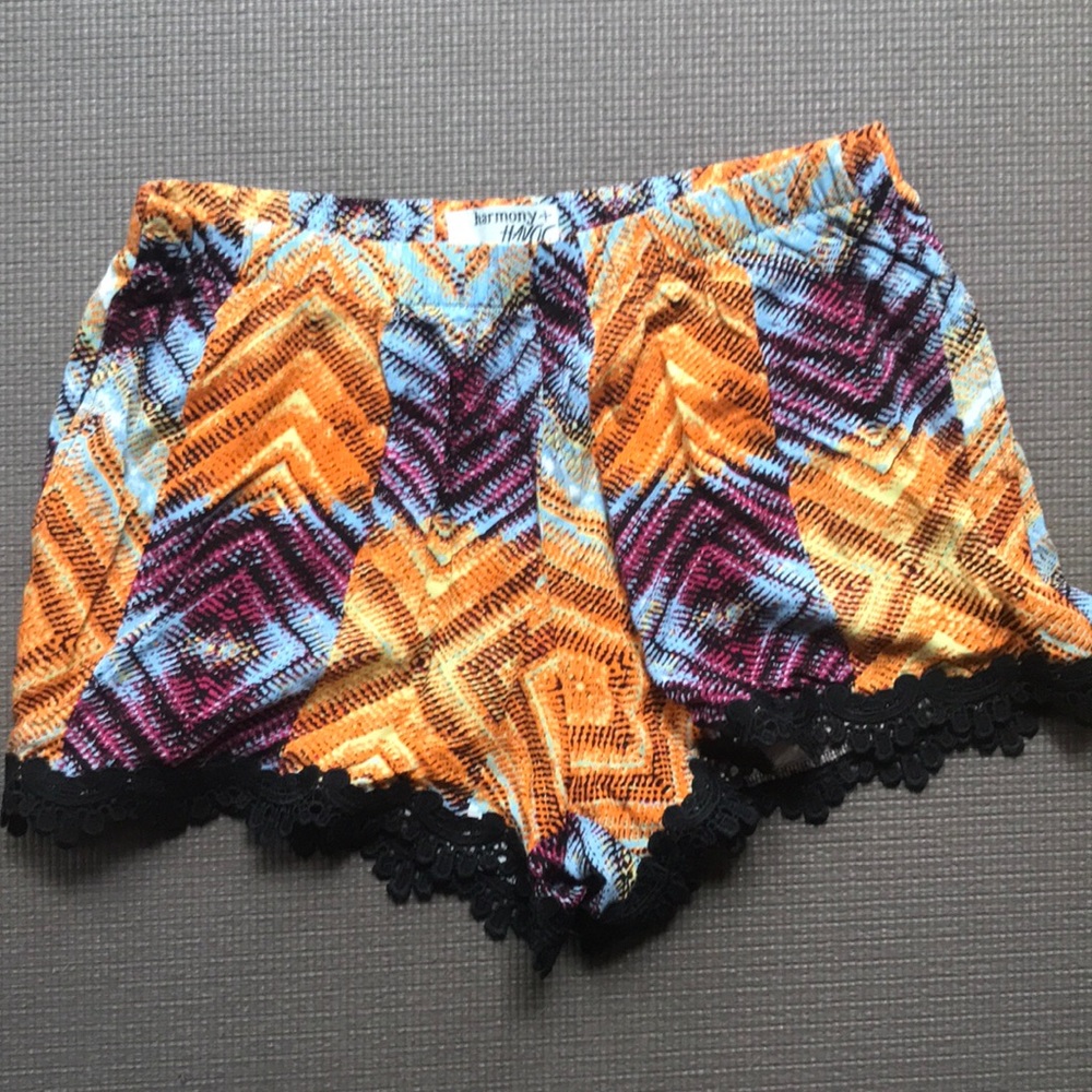 Tribal pattern shorts with black lace. Size L